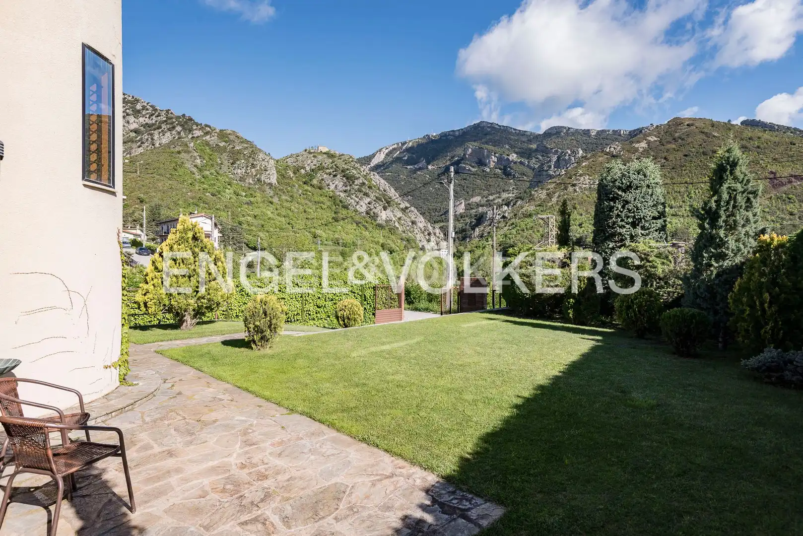 Vista exterior de Casa o chalet en venta en Berga con Calefacción, Jardín privado y Terraza