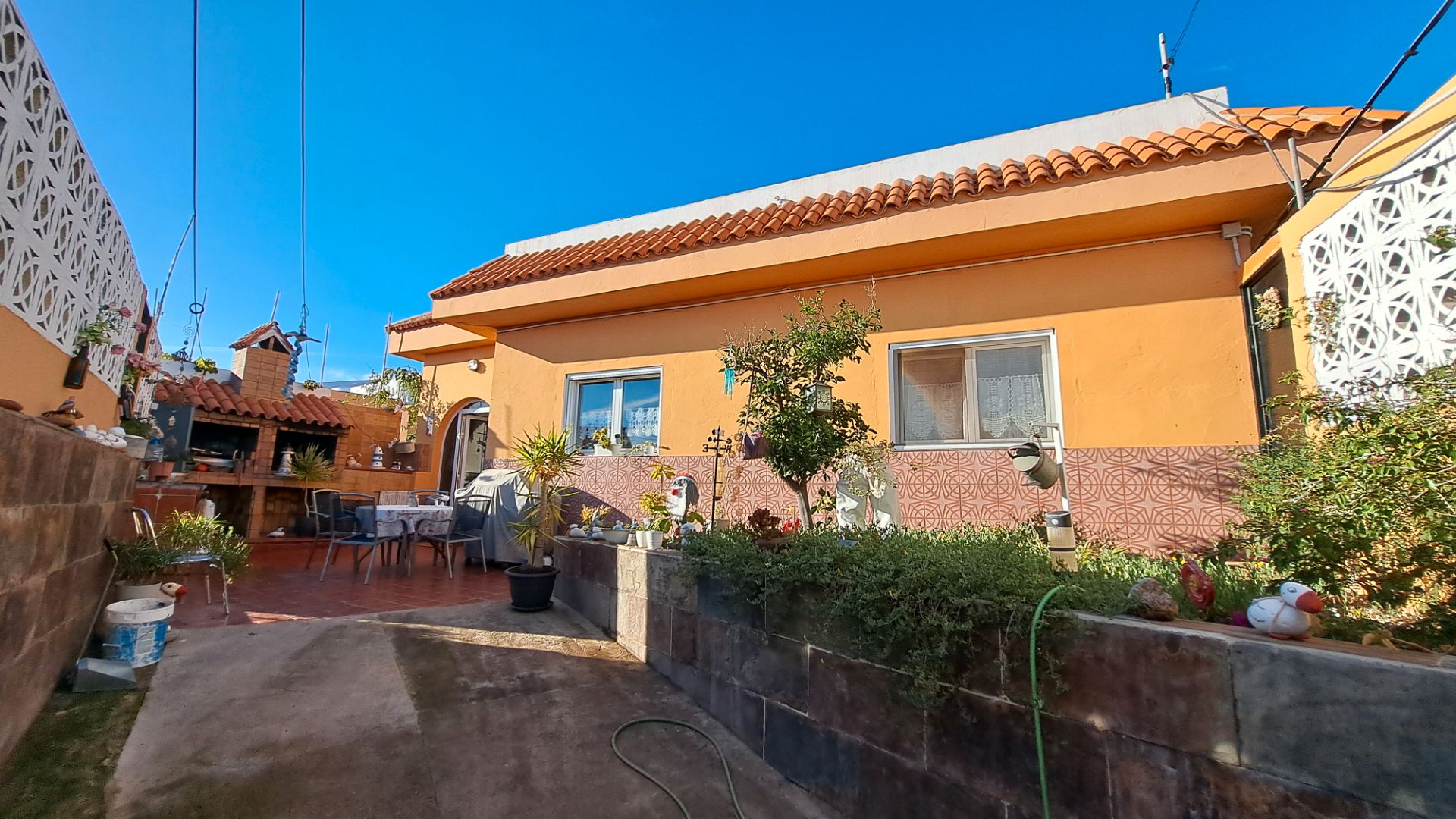 Exterior view of Country house for sale in Ingenio  with Private garden, Terrace and Storage room