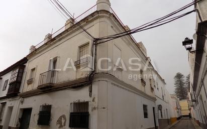 Vista exterior de Casa o xalet en venda en Sanlúcar de Barrameda amb Terrassa