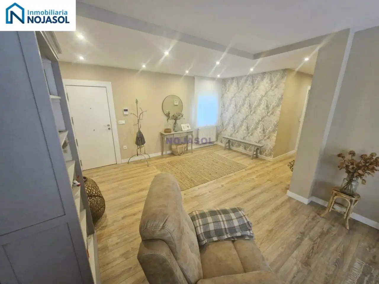 Sala de estar de Piso en venta en Noja con Calefacción, Terraza y Balcón