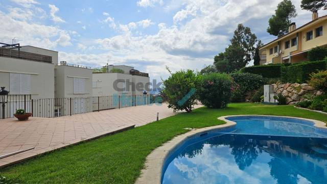 Casa adosada en Venta en de les Penyes en Puntabrava - Port Salvi
