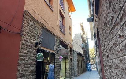 Vista exterior de Pis en venda en Jaca