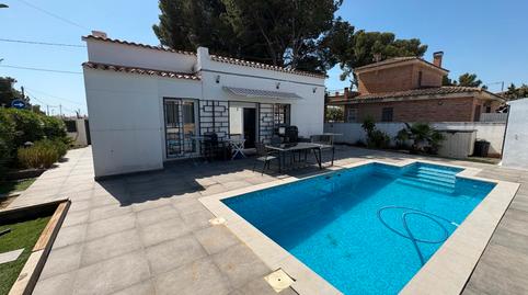 Foto 3 de Casa o chalet en venta en Carrer Tenerife, 46, Centre, Mont-roig del Camp