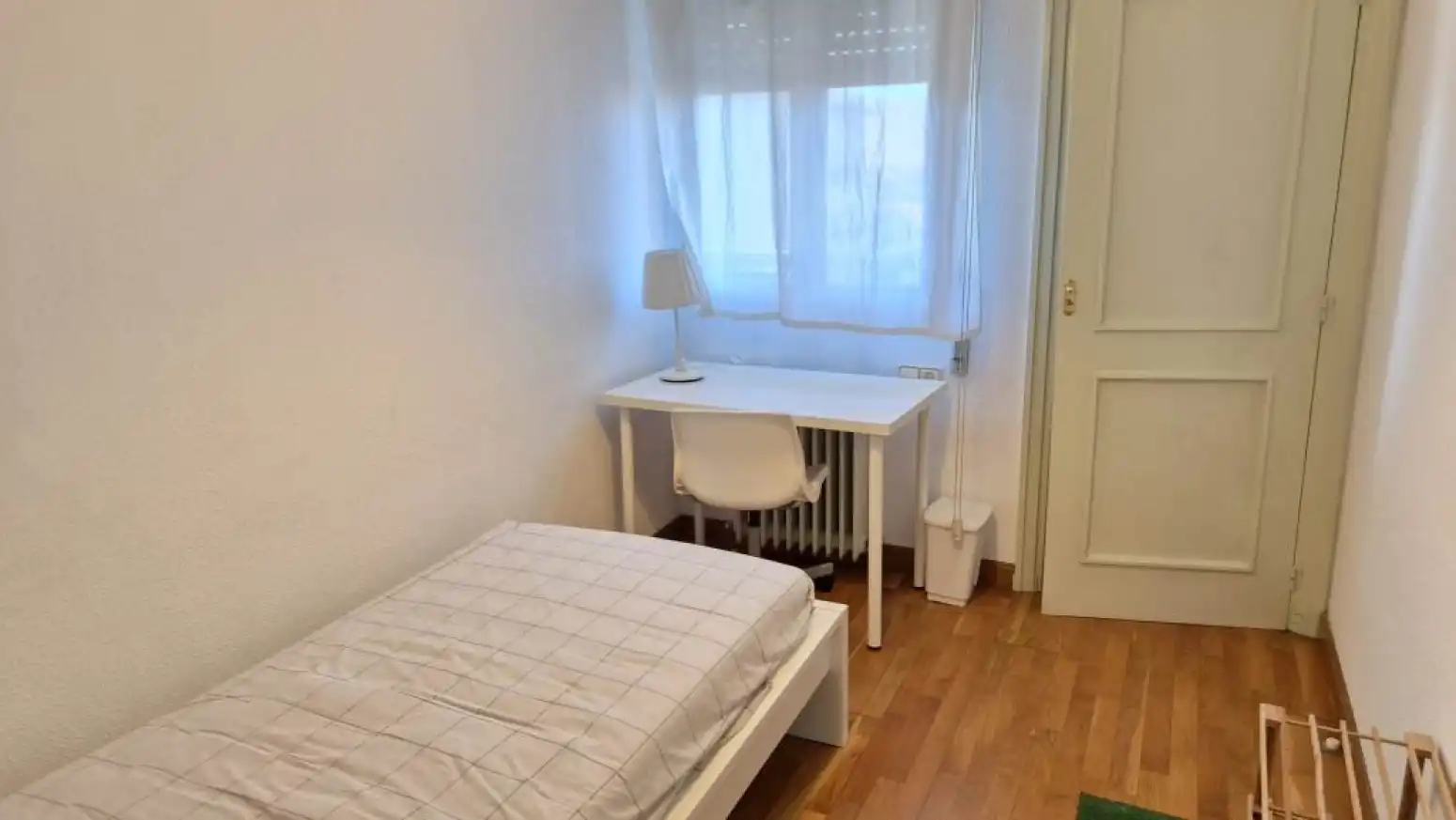 Habitación de Piso de alquiler en Salamanca con Calefacción, Parquet y Amueblado