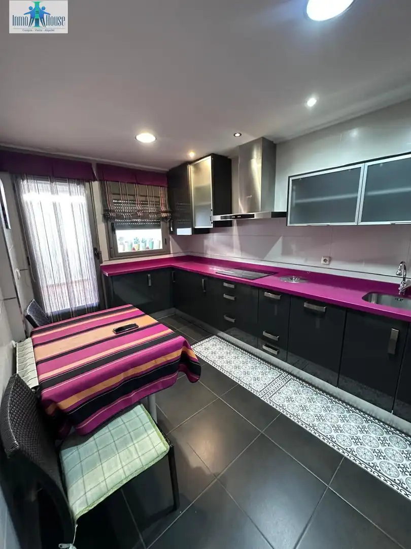 Cocina de Casa adosada de alquiler en Albacete con Aire acondicionado, Calefacción y Parquet