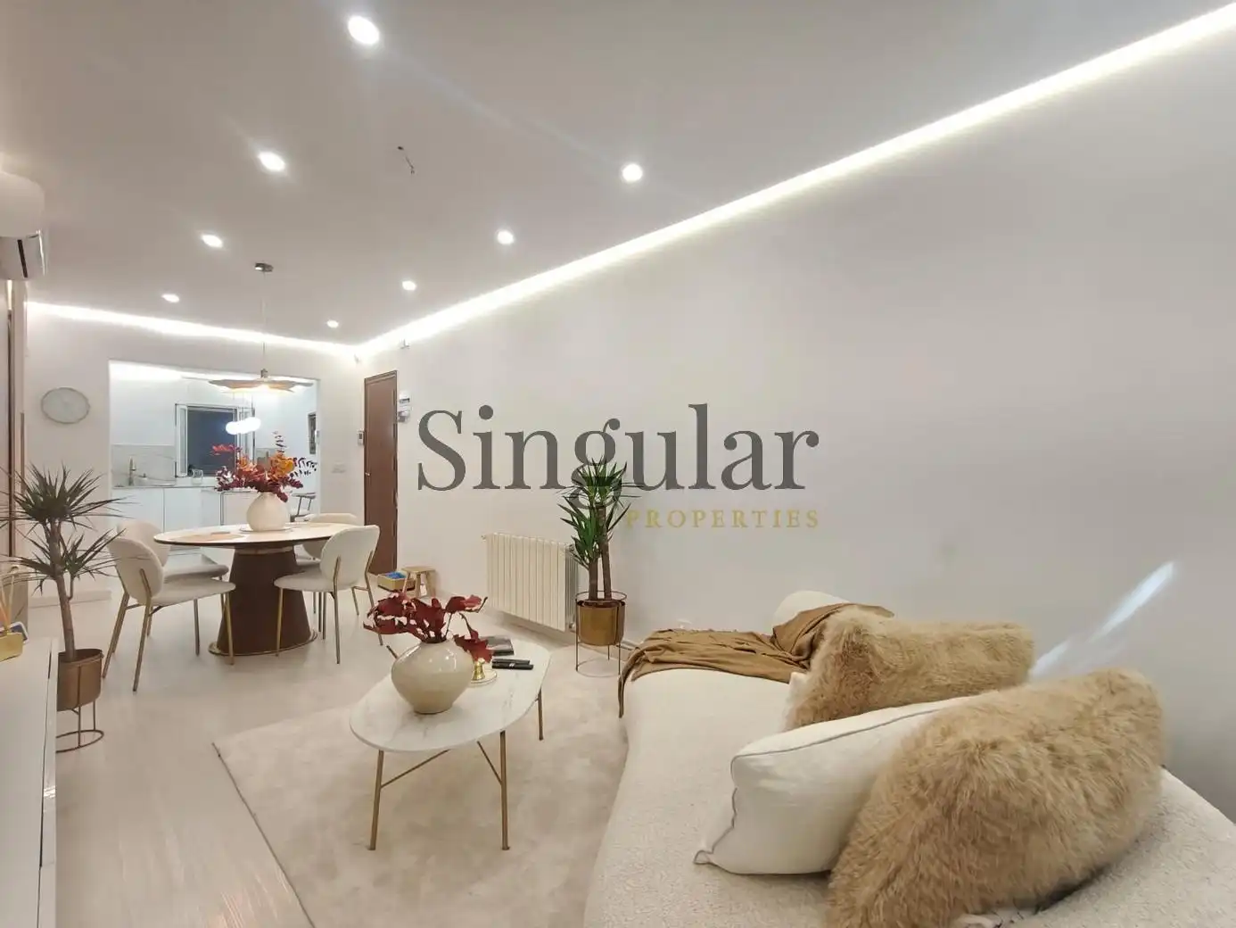 Sala de estar de Piso en venta en Barcelona con Aire acondicionado, Calefacción y Amueblado
