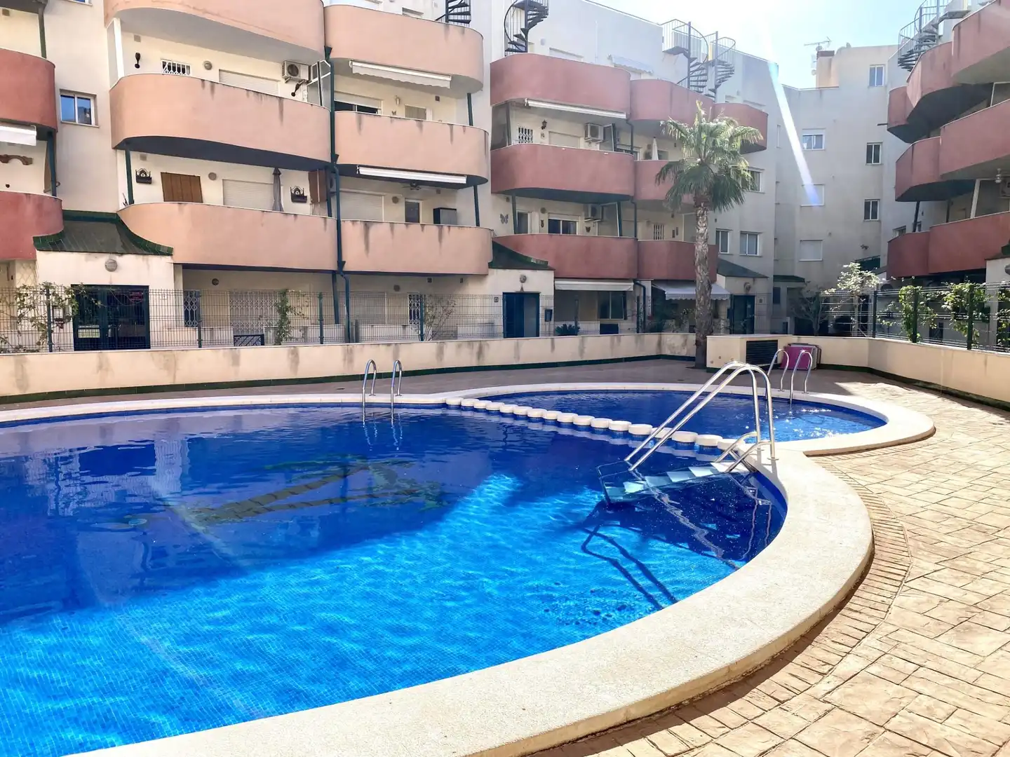 Wohnung zur Miete in Avenida DAYA NUEVA, Almoradí