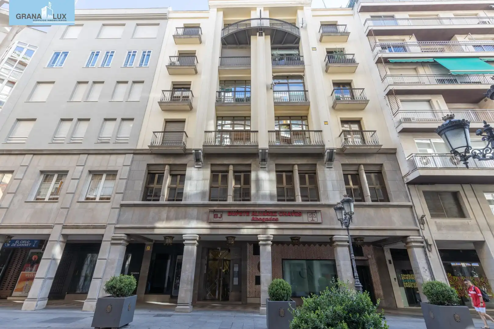 Local comercial en venda a Calle Ángel Ganivet, imagen 2