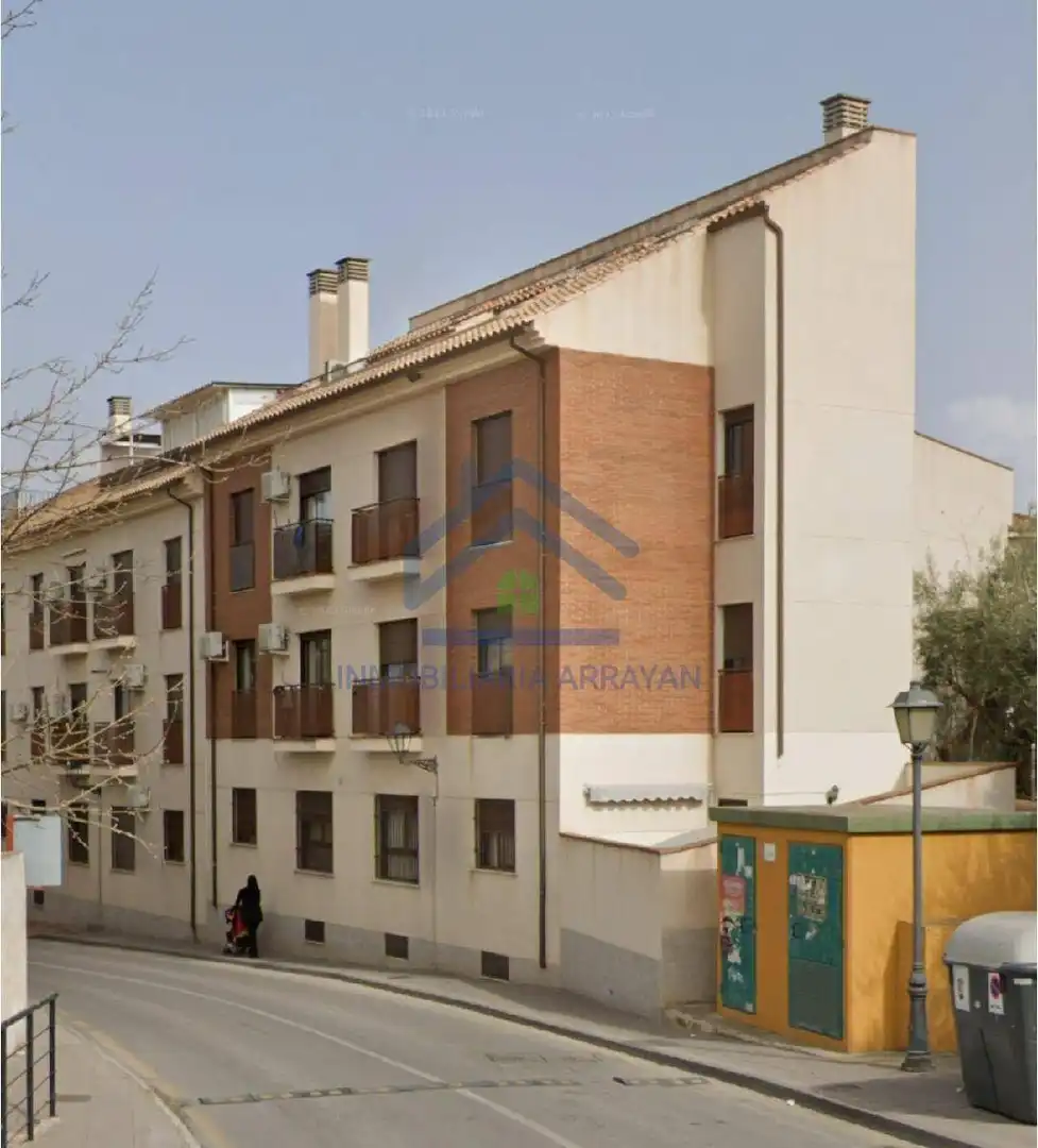 Piso con terraza en venta en Ogíjares