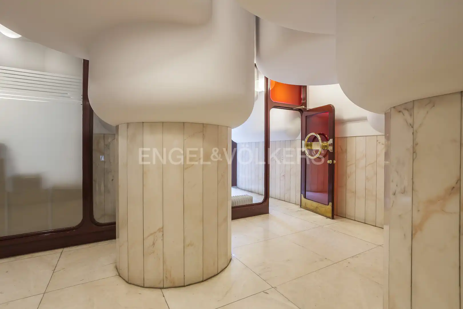 Flat for rent in Madrid  with Air Conditioner, Heating and Furnished