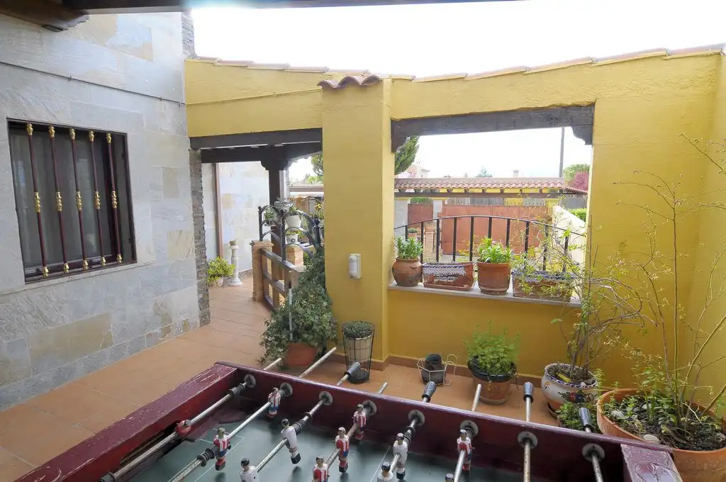 Terrasse von Haus oder Chalet zum Verkauf in Valdepeñas mit Klimaanlage, Heizung und Privatgarten
