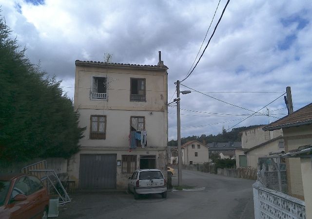 Country house for sale in Ledaña