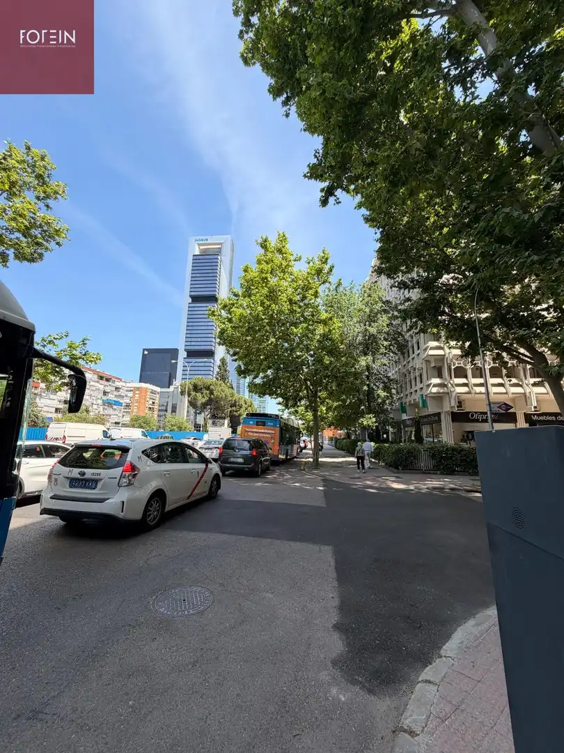 Exterior view of Flat for rent in Madrid  with Heating, Terrace and Storage room