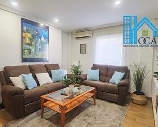 Living room of Flat for sale in  Madrid Capital  with Air Conditioner