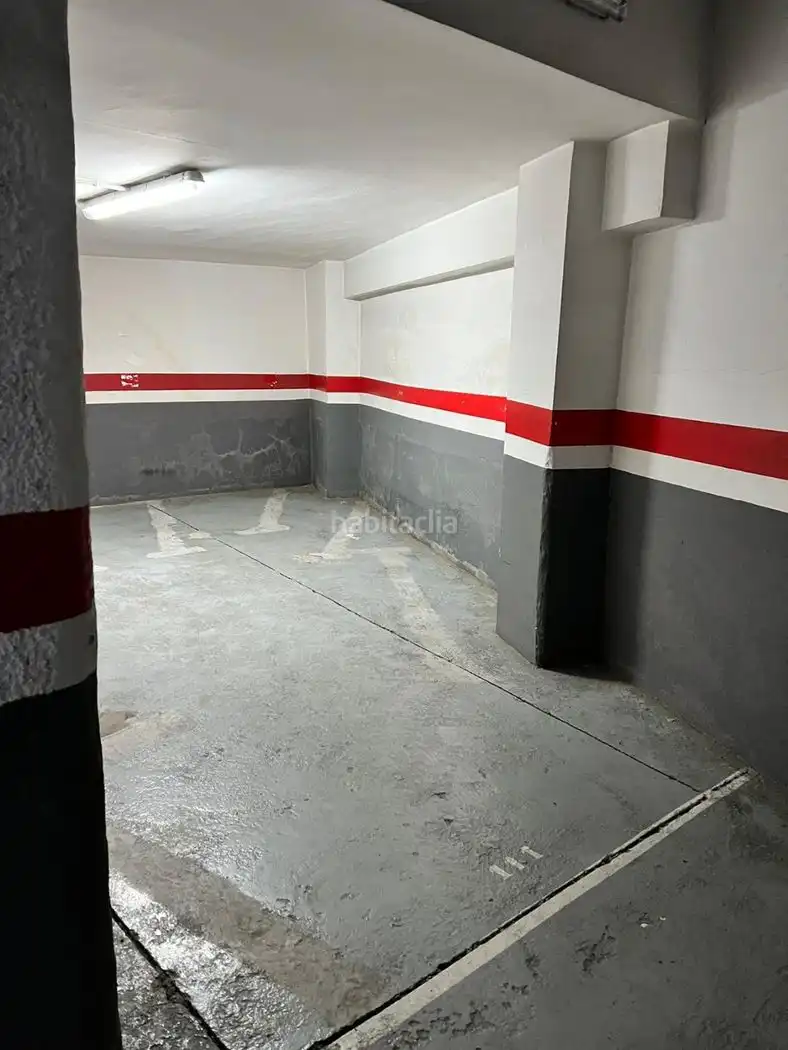 Moto in affitto a Carrer d'Aragó 345, imagen 3