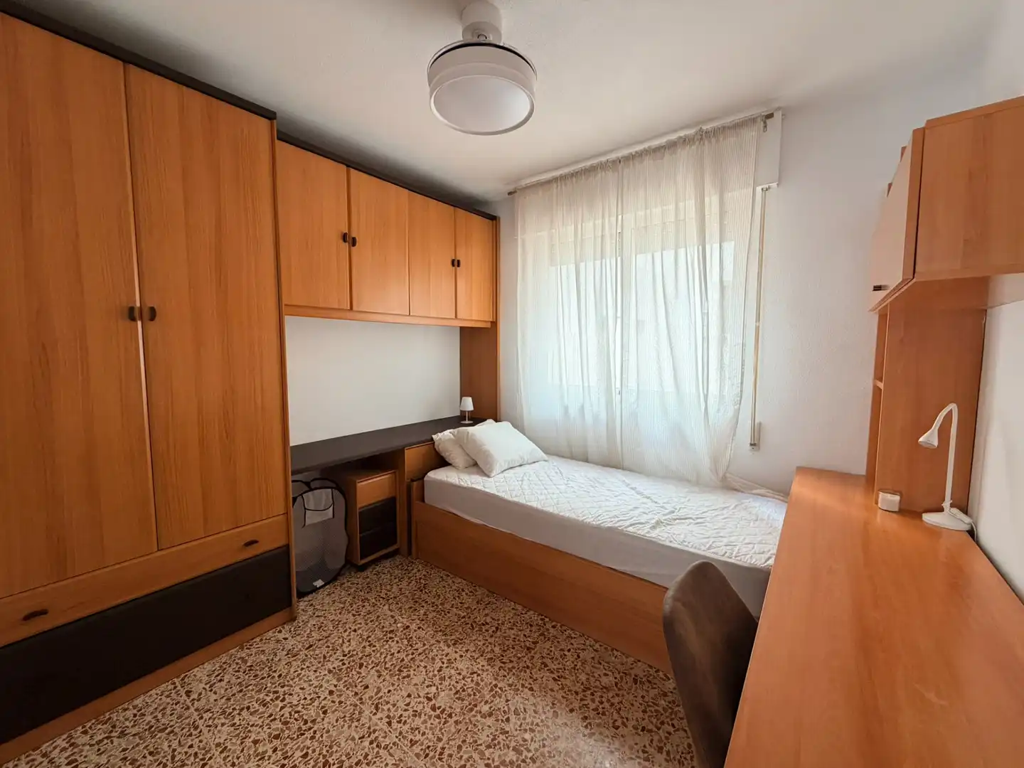 Habitación de Piso de alquiler en Cartagena con Aire acondicionado, Terraza y Amueblado