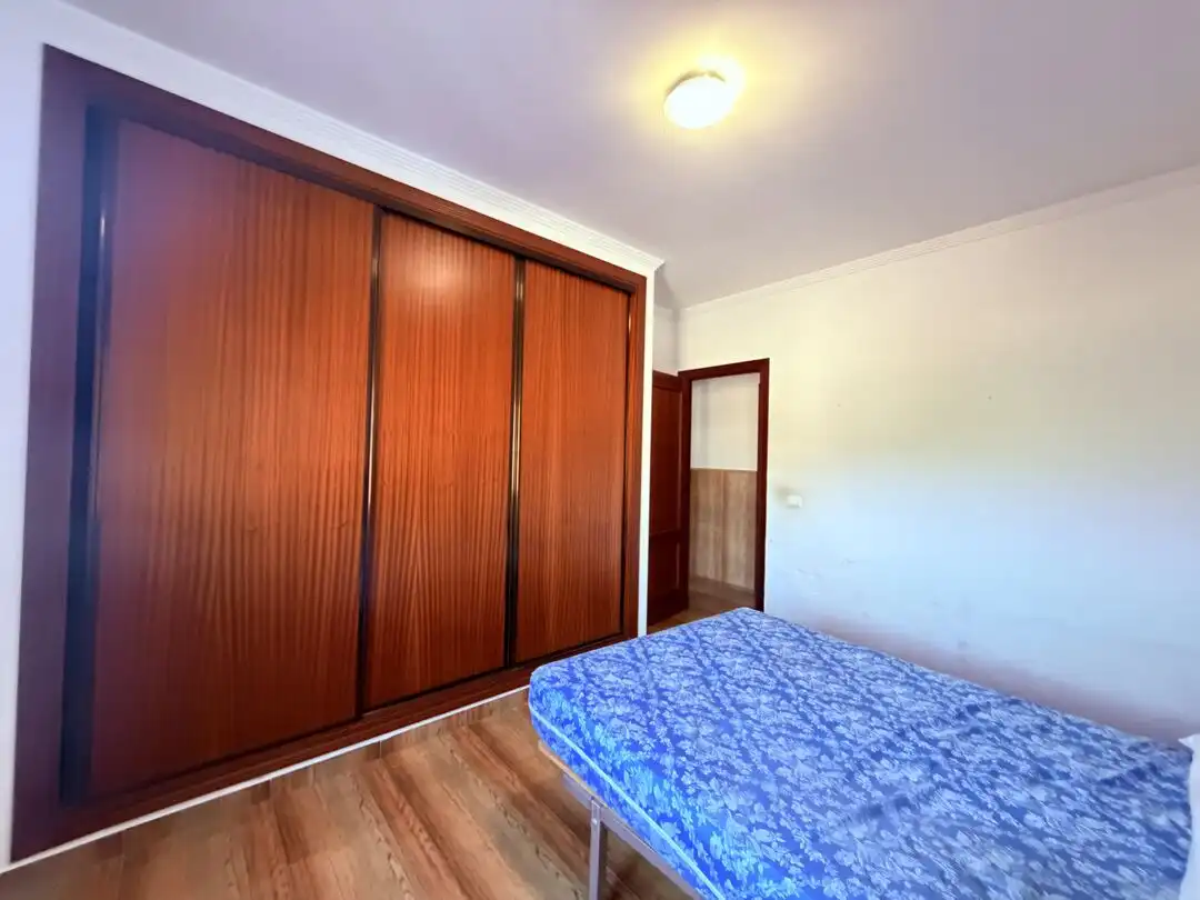 Habitación de Casa o chalet de alquiler en Periana con Terraza y Piscina