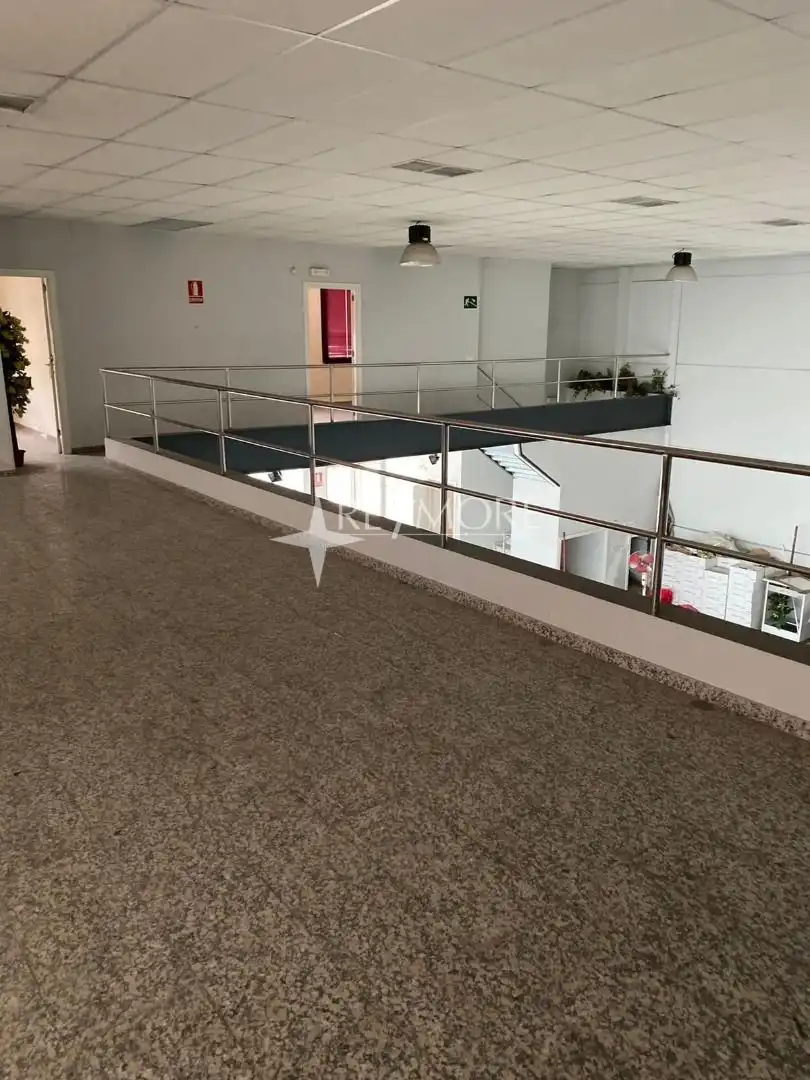 Local comercial de lloguer a Periurbano Este - Campiña, imagen 24