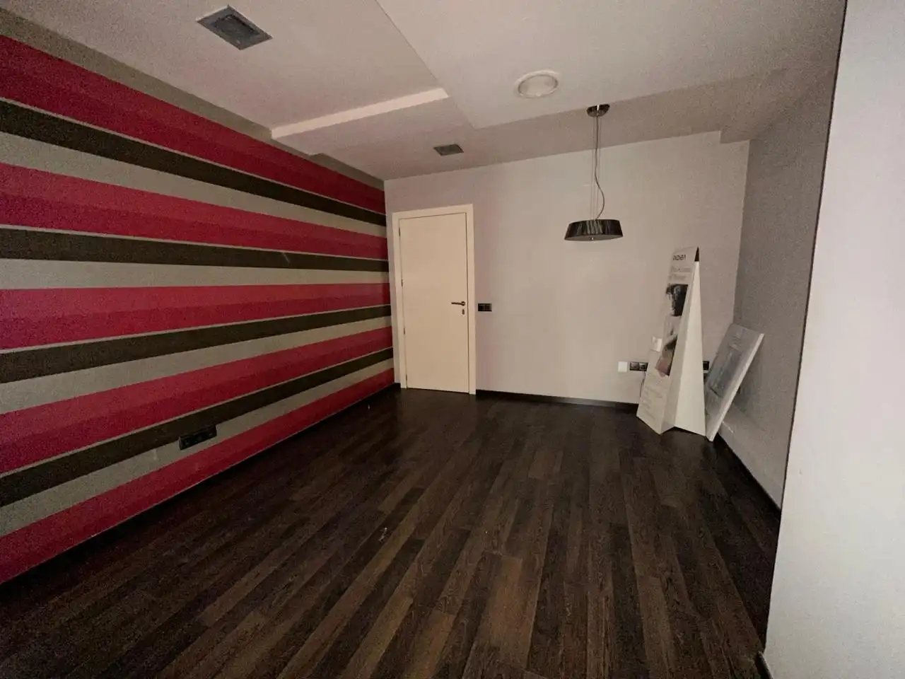 Oficina en venta en León Capital  con Calefacción y Terraza