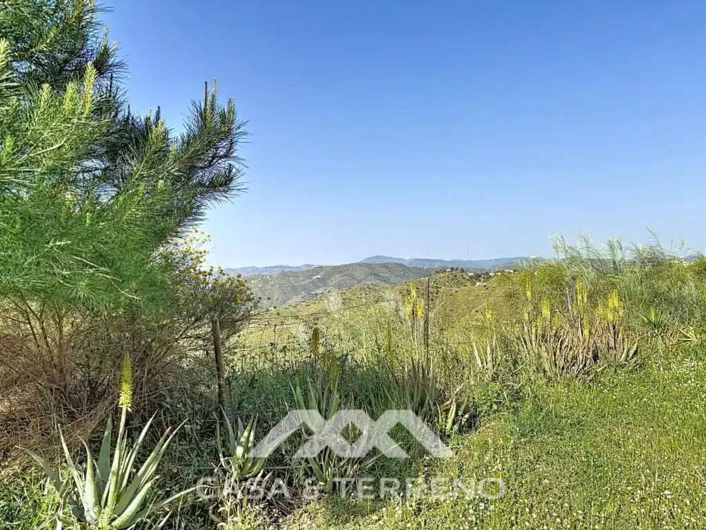 Casa o xalet en venda en Canillas de Aceituno amb Jardí privat, Terrassa i Piscina