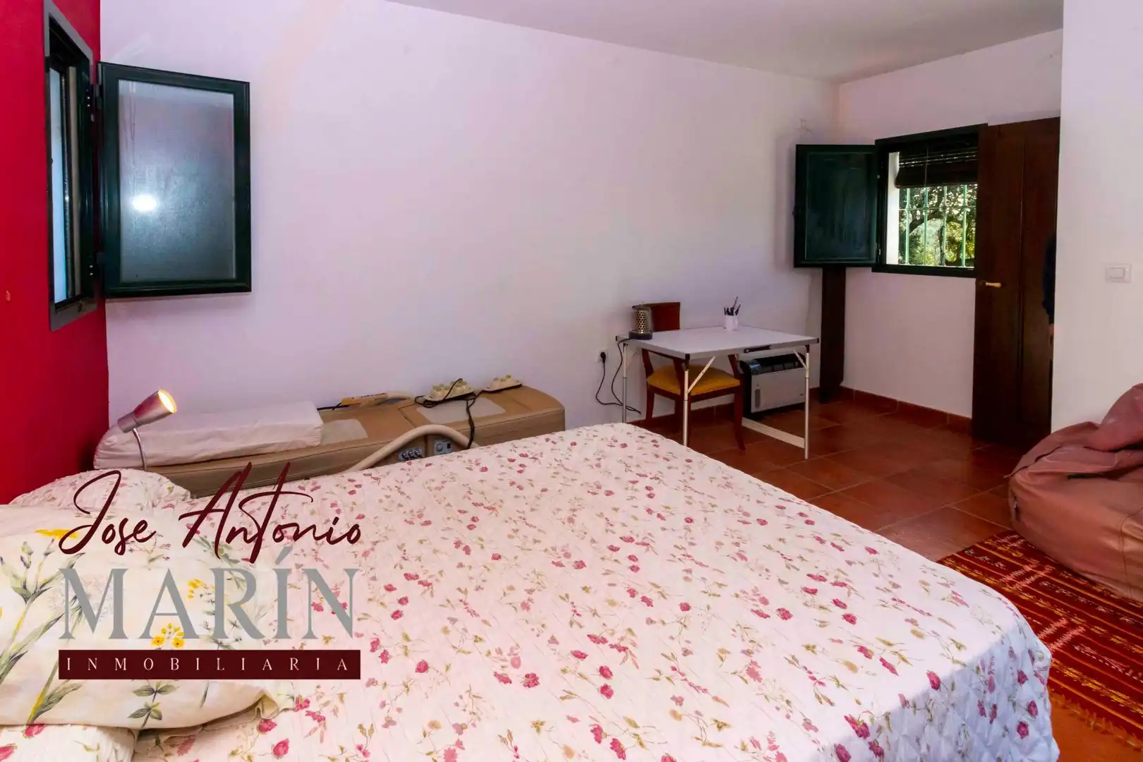 Schlafzimmer von Country house zum Verkauf in Badajoz mit Privatgarten, Abstellraum und Schwimmbad