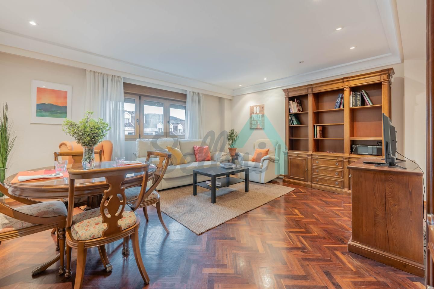 Pis de lloguer a De Campomanes, Fontán