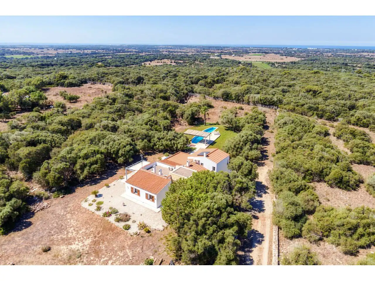 Vista exterior de Finca rústica en venda en Ciutadella de Menorca amb Calefacció, Jardí privat i Terrassa