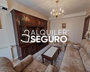 Living room of Flat to rent in  Madrid Capital  with Heating, Terrace and Furnished