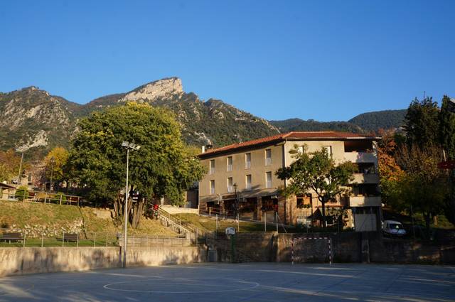Edificio en Venta en de l'Ajuntament en La Nou de Berguedà