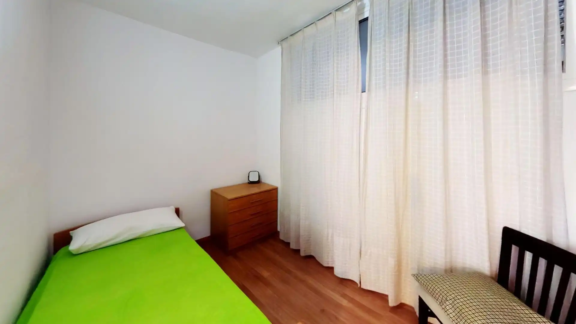 Habitación de Piso de alquiler en Alicante / Alacant con Aire acondicionado, Amueblado y Balcón