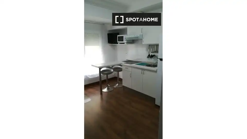 Wohnung mit Terrasse zur Miete in Quatre Carreres