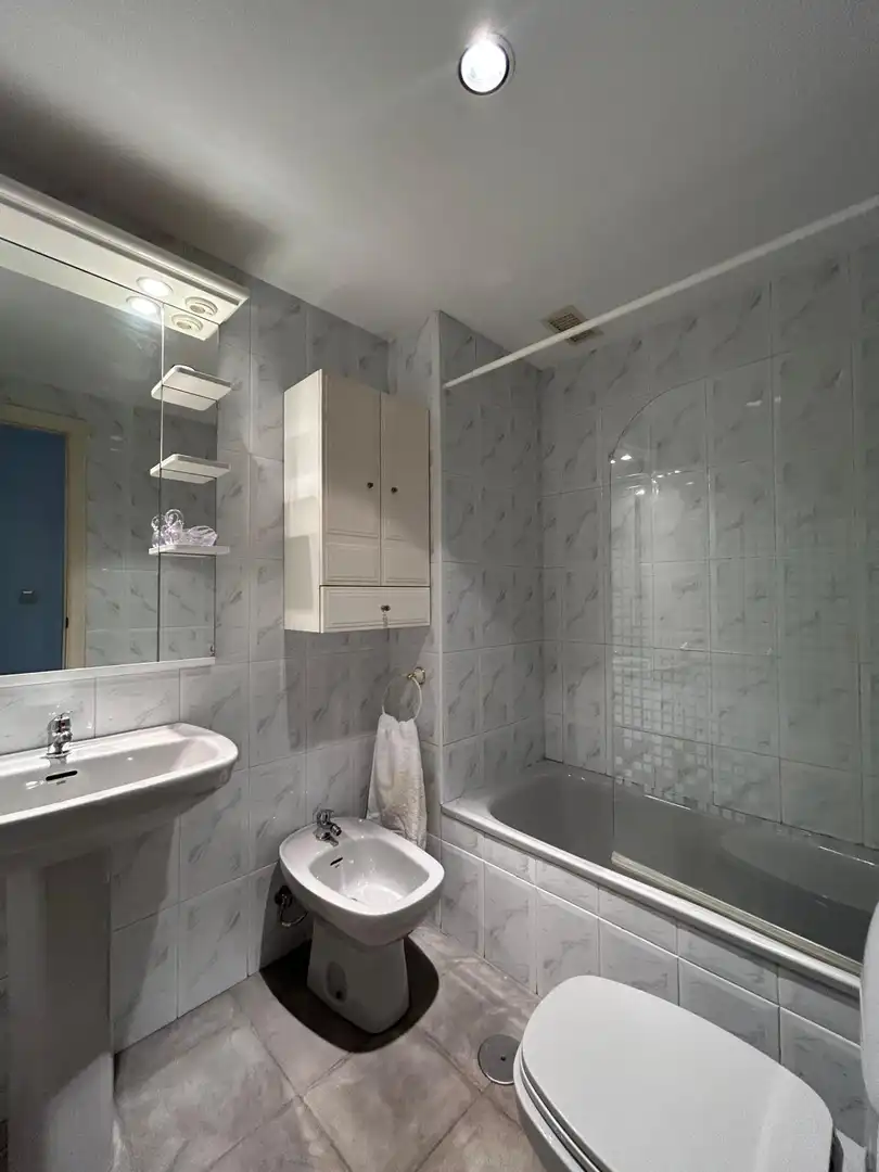 Badezimmer von Wohnung zur Miete in La Pobla de Farnals mit Möbliert, Balkon und Gemeinschaftspool