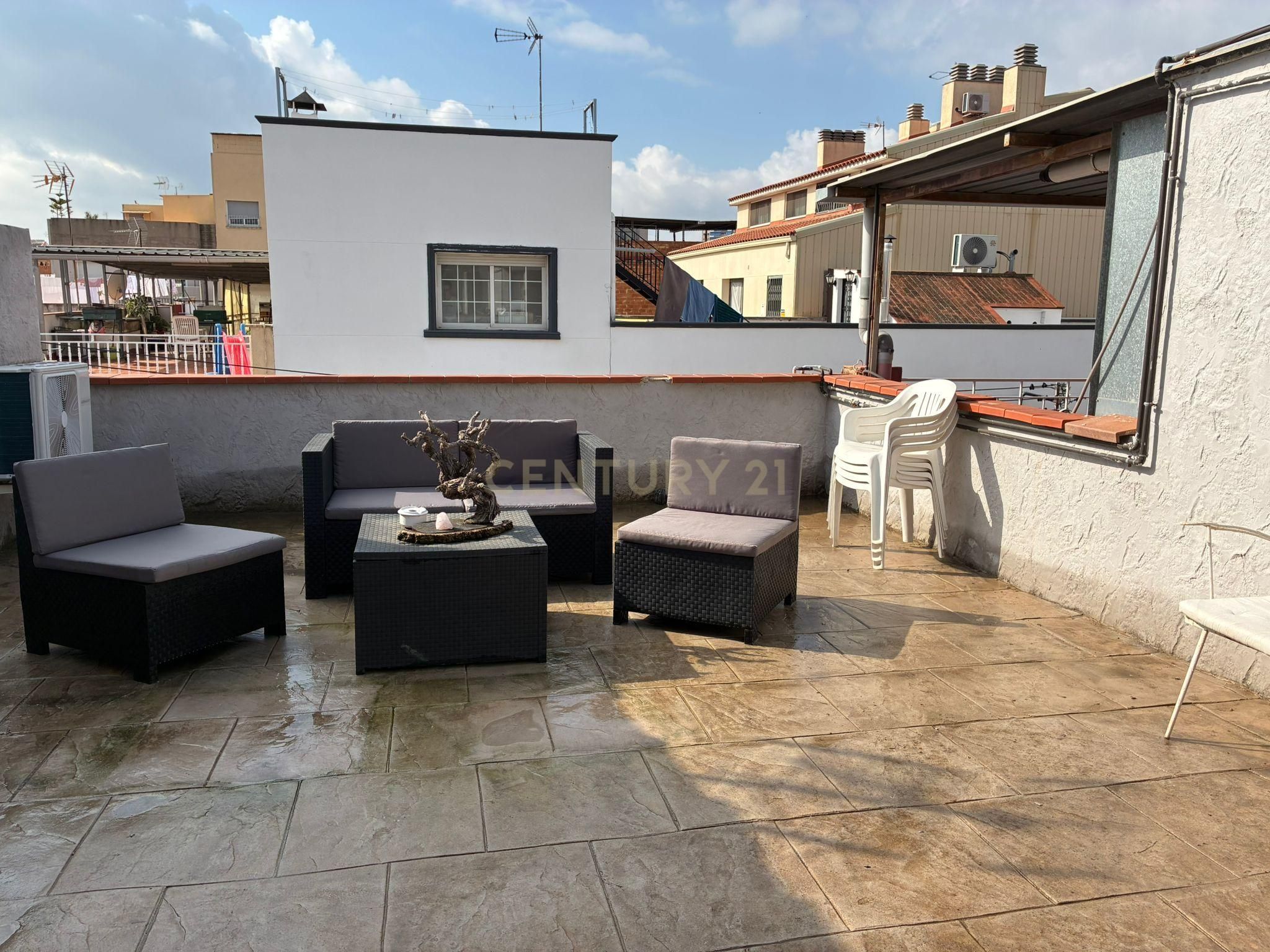 Terrace of House or chalet for sale in Sabadell  with Air Conditioner, Storage room and Balcony