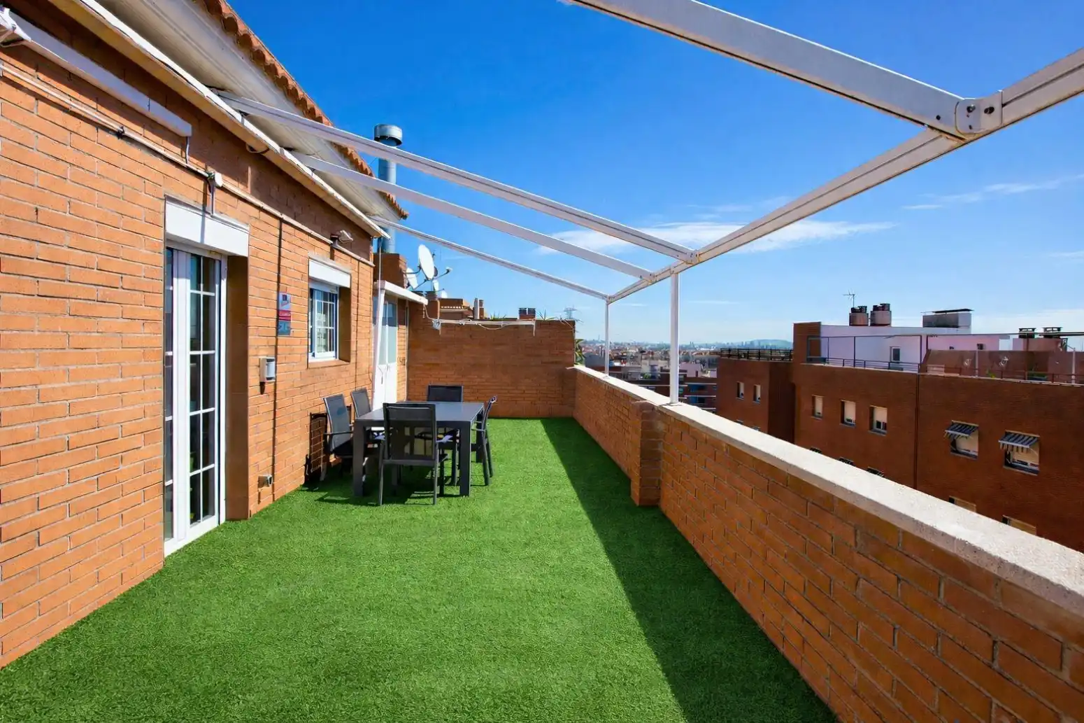 Terrasse von Dachboden zum Verkauf in Sant Boi de Llobregat