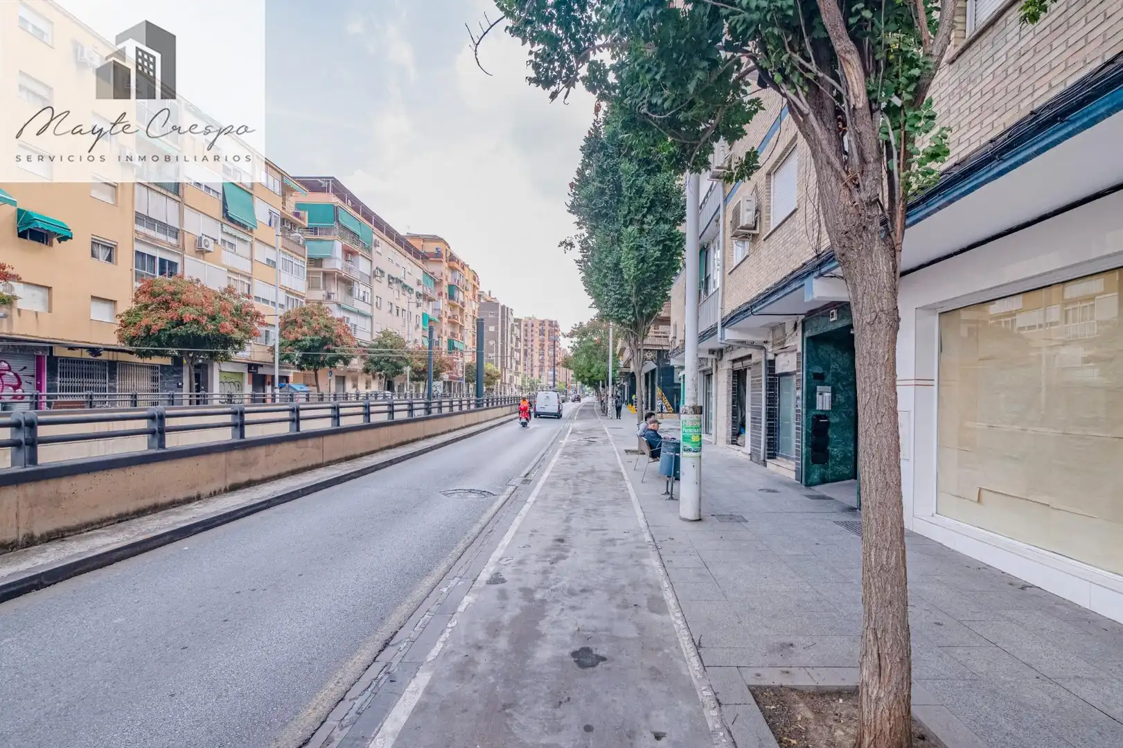 Vista exterior de Piso en venta en Granada con Aire acondicionado y Balcón
