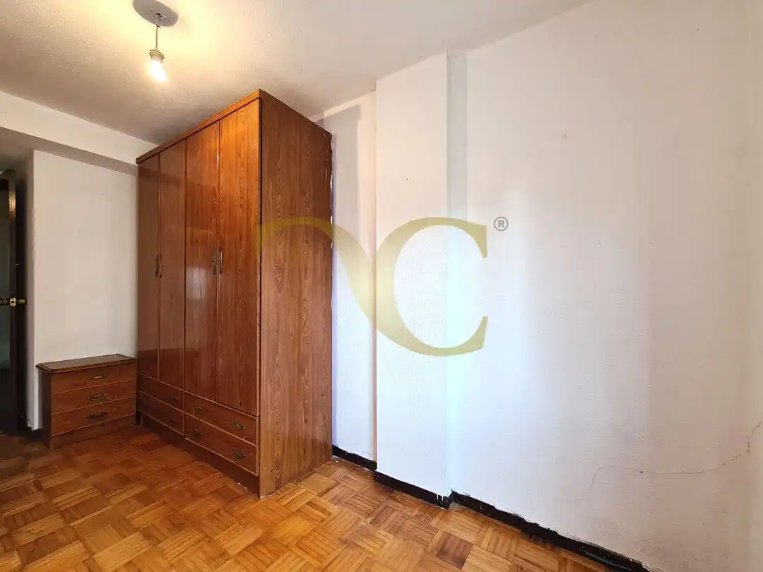 Bedroom of Flat for sale in Oviedo   with Heating and Private garden