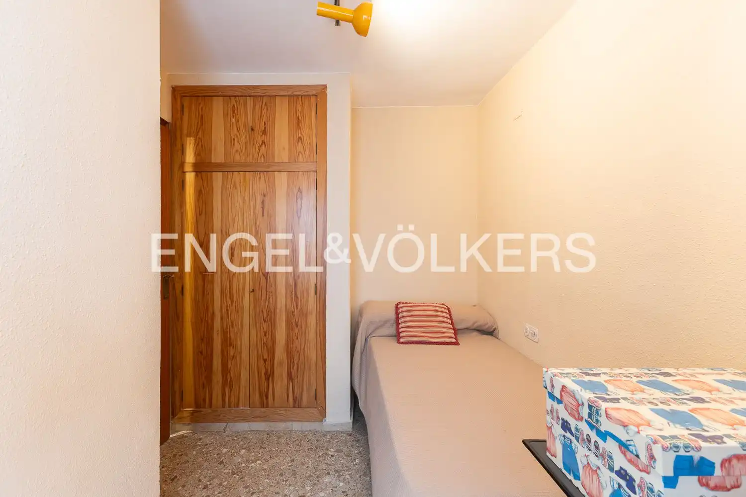 Habitación de Piso en venta en Valencia con Calefacción y Terraza