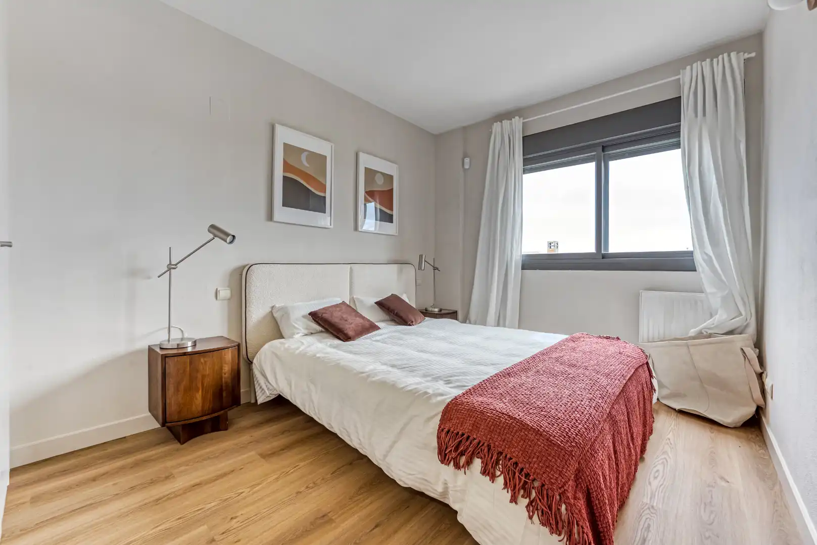 Habitación de Piso en venta en Madrid con Aire acondicionado, Terraza y Trastero