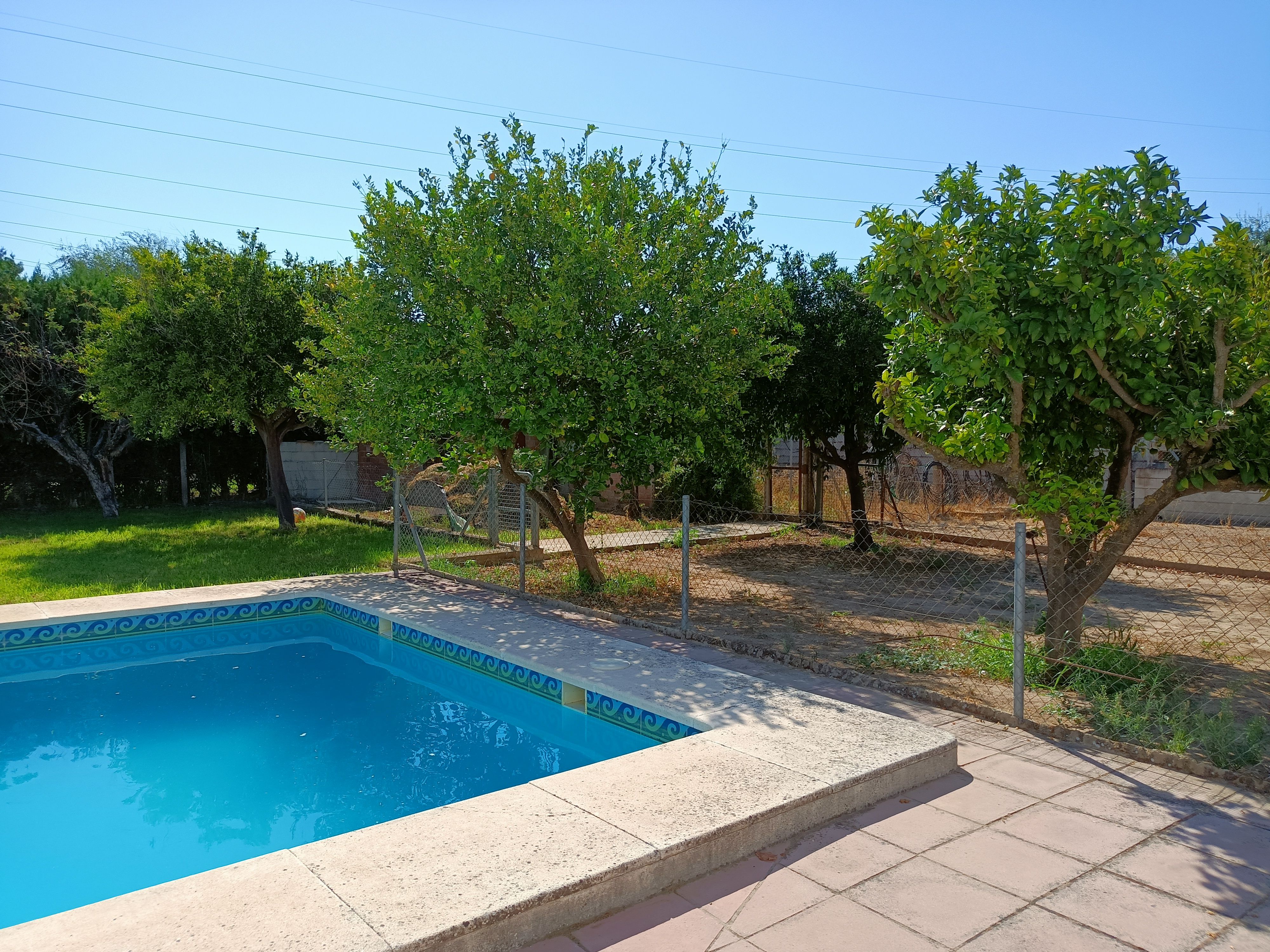 Piscina de Casa o xalet en venda en  Córdoba Capital amb Moblat