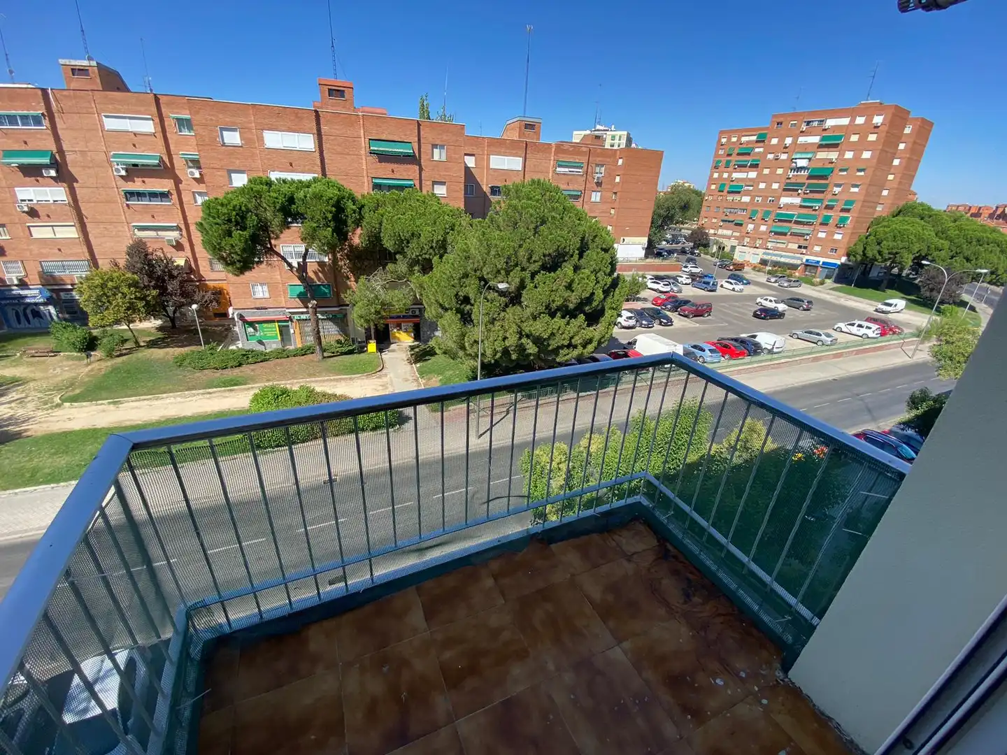 Vista exterior de Pis de lloguer en  Madrid Capital amb Calefacció, Moblat i Rentadora