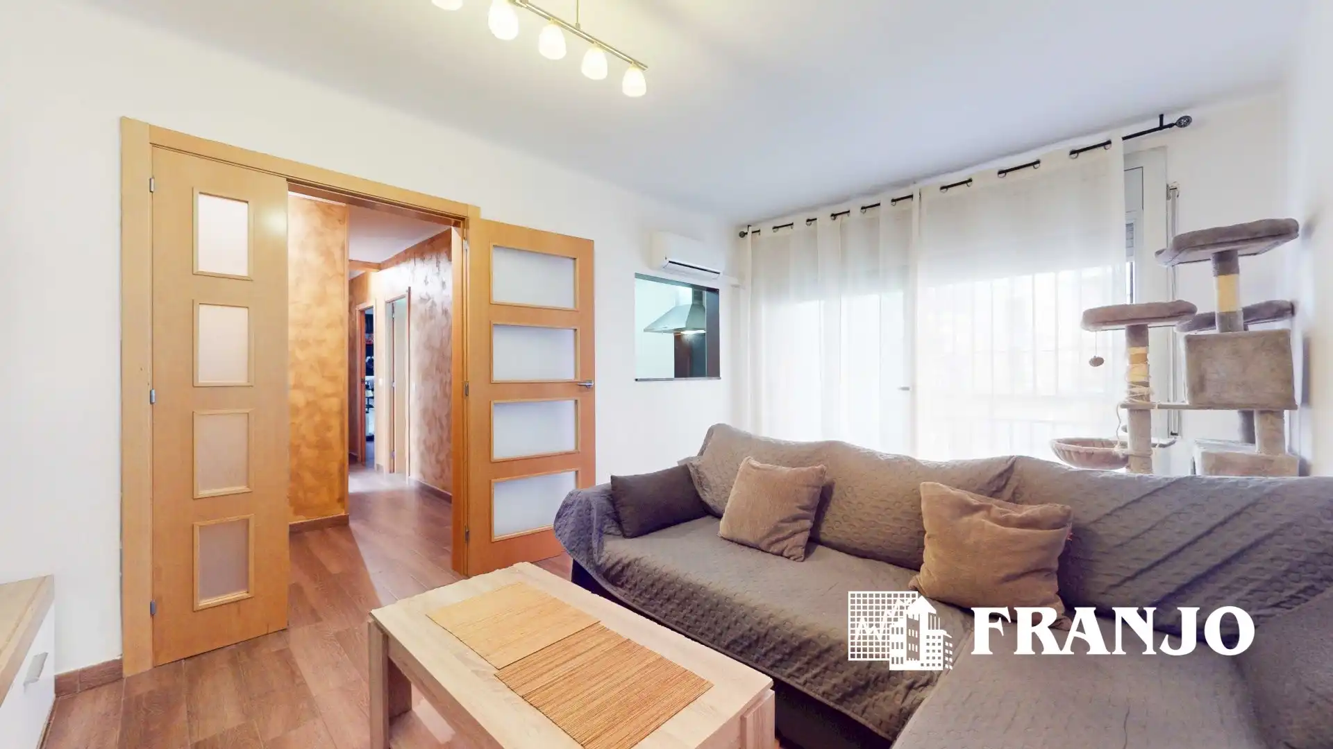 Vista exterior de Piso en venta en Barberà del Vallès con Aire acondicionado