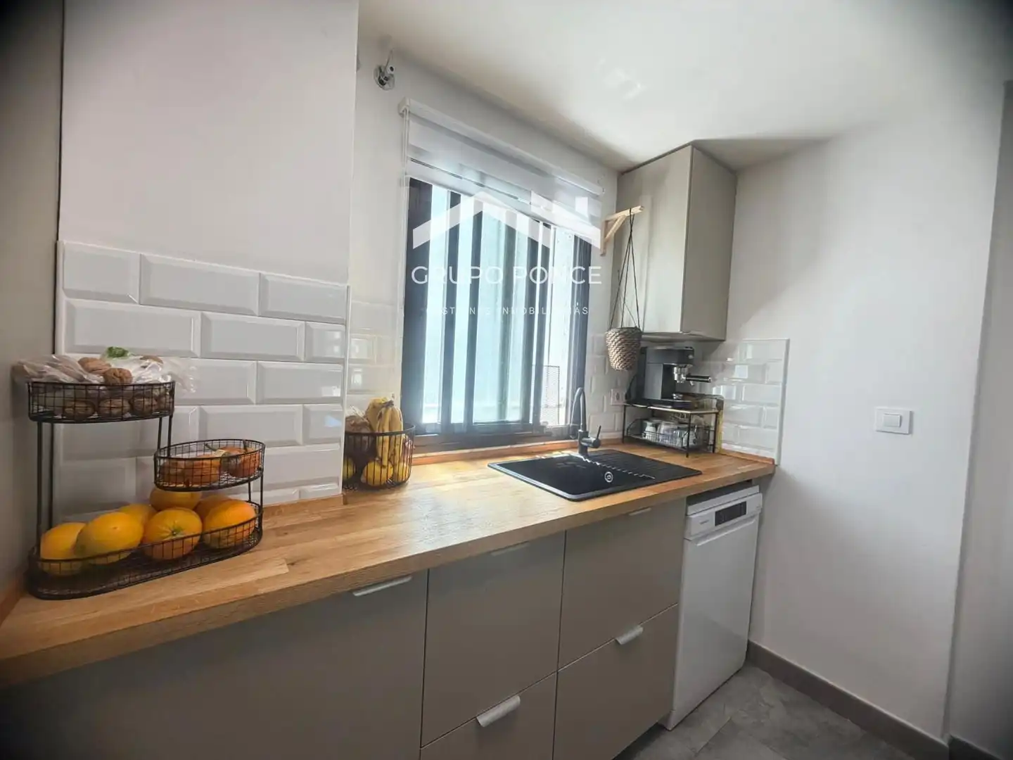 Cocina de Piso en venta en Jerez de la Frontera con Aire acondicionado, Terraza y Trastero