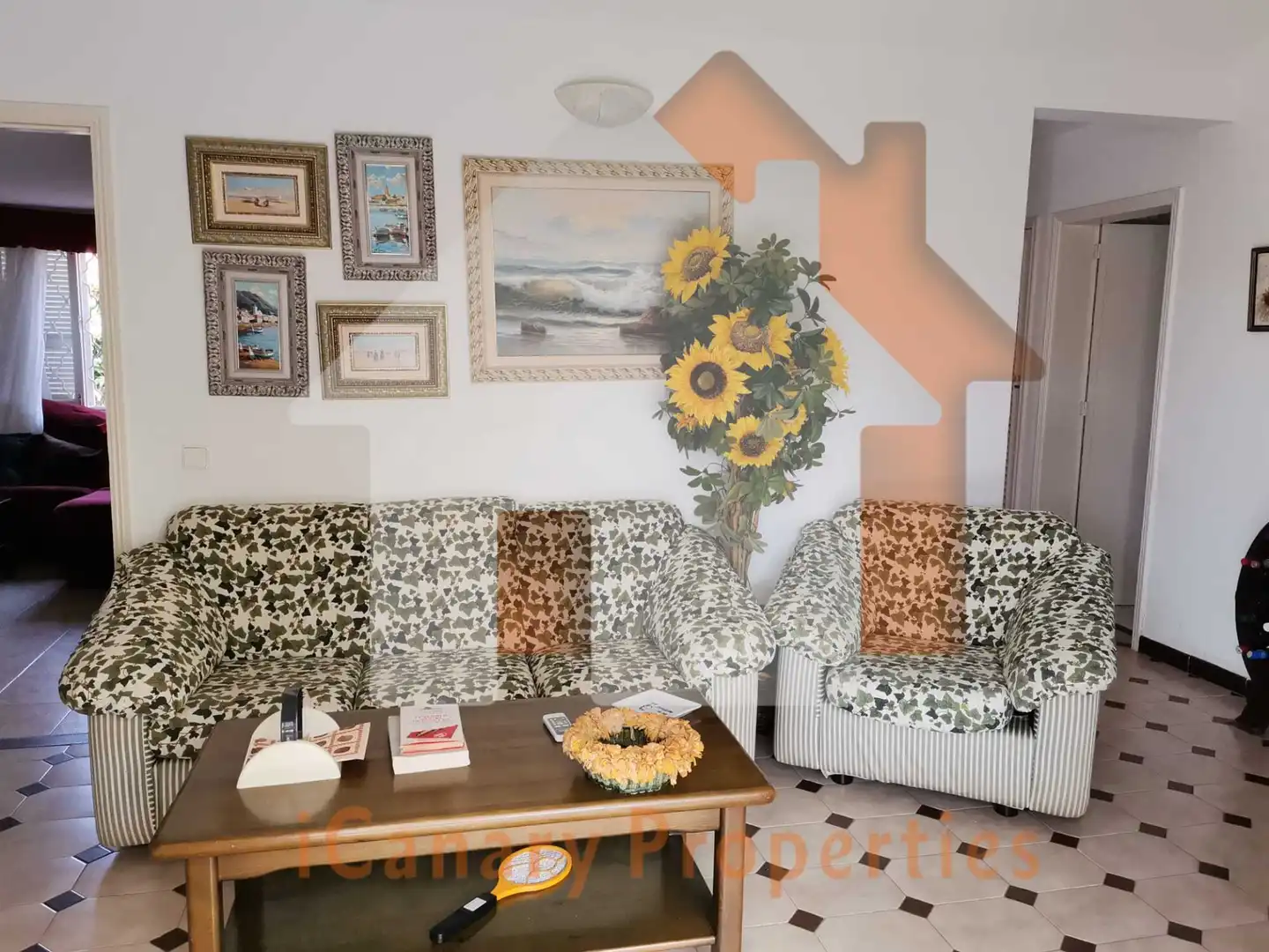 Sala de estar de Casa adosada de alquiler en San Bartolomé de Tirajana con Aire acondicionado, Jardín privado y Terraza