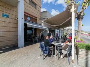 Terrasse von Geschaftsraum zum Verkauf in Badalona mit Klimaanlage, Heizung und Terrasse