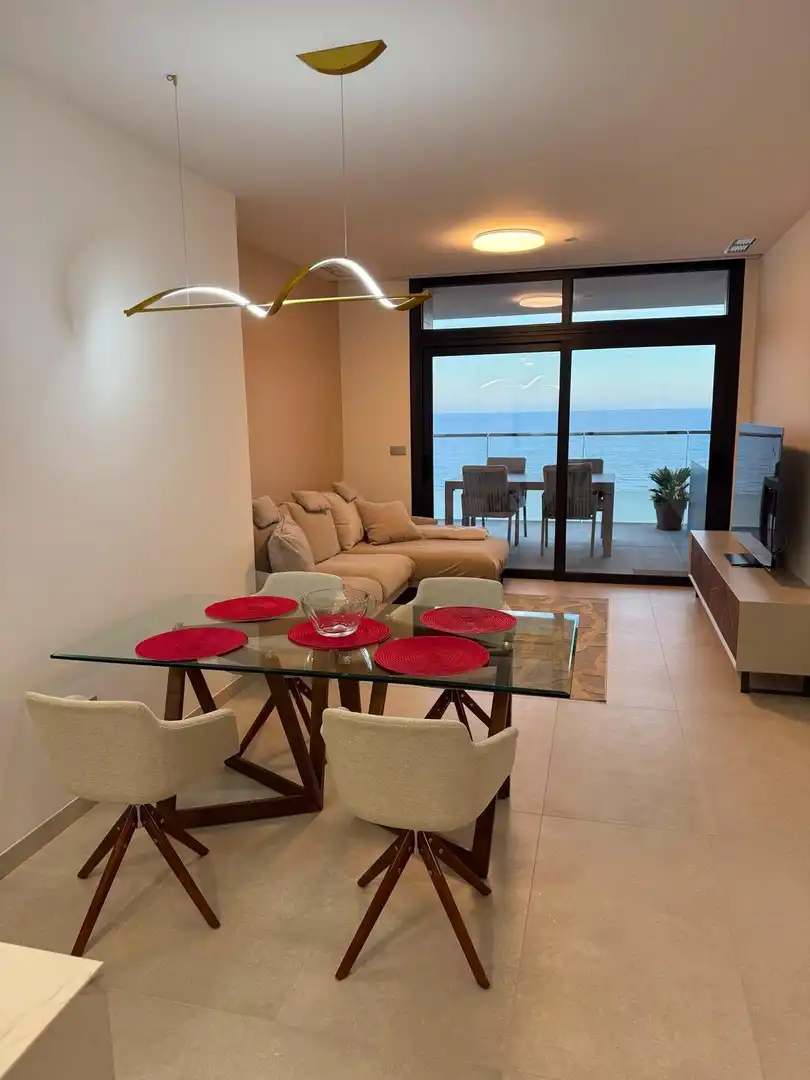 Wohnzimmer von Wohnungen zur Miete in Benidorm mit Klimaanlage, Heizung und Privatgarten