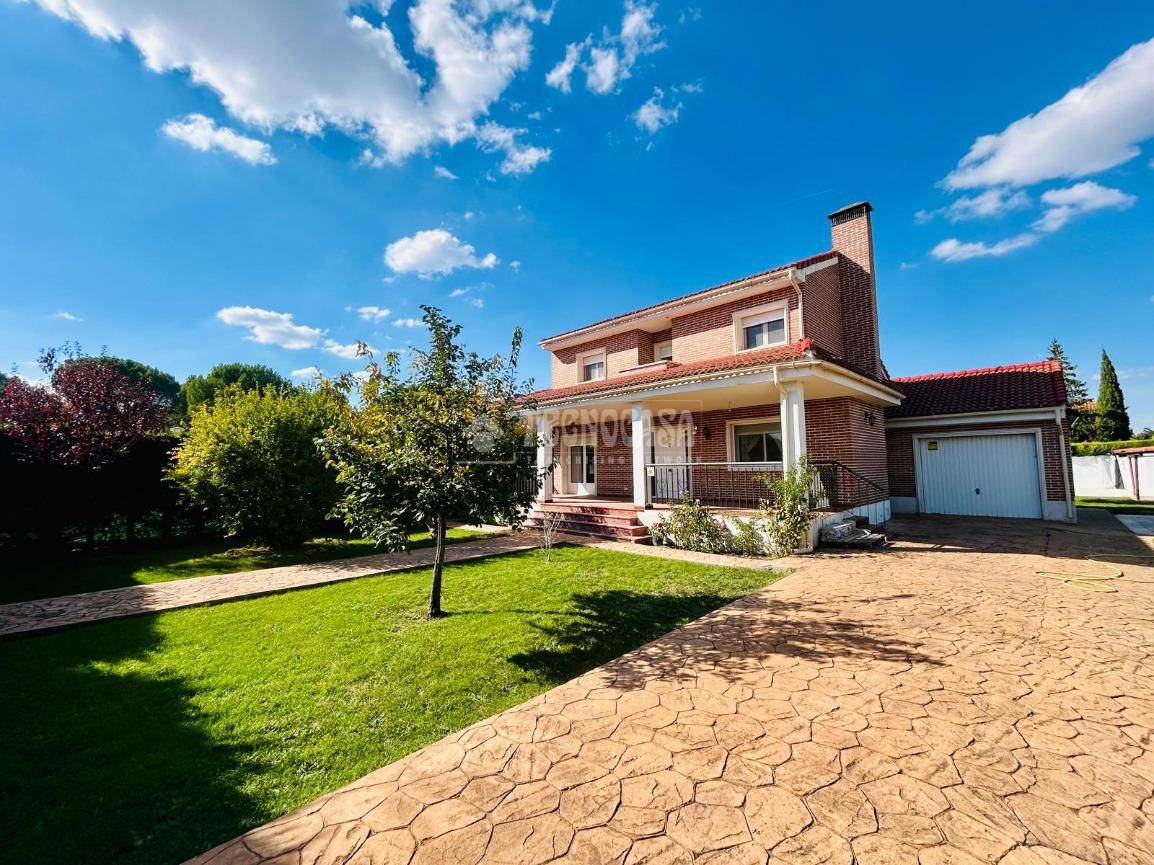Casa o xalet de lloguer a Aldeamayor de San Martín