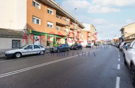 Vista exterior de Pis en venda en Zamora Capital  amb Calefacció
