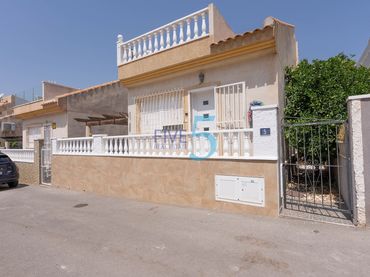 Haus mit Pool zum Verkauf in Ciudad Quesada