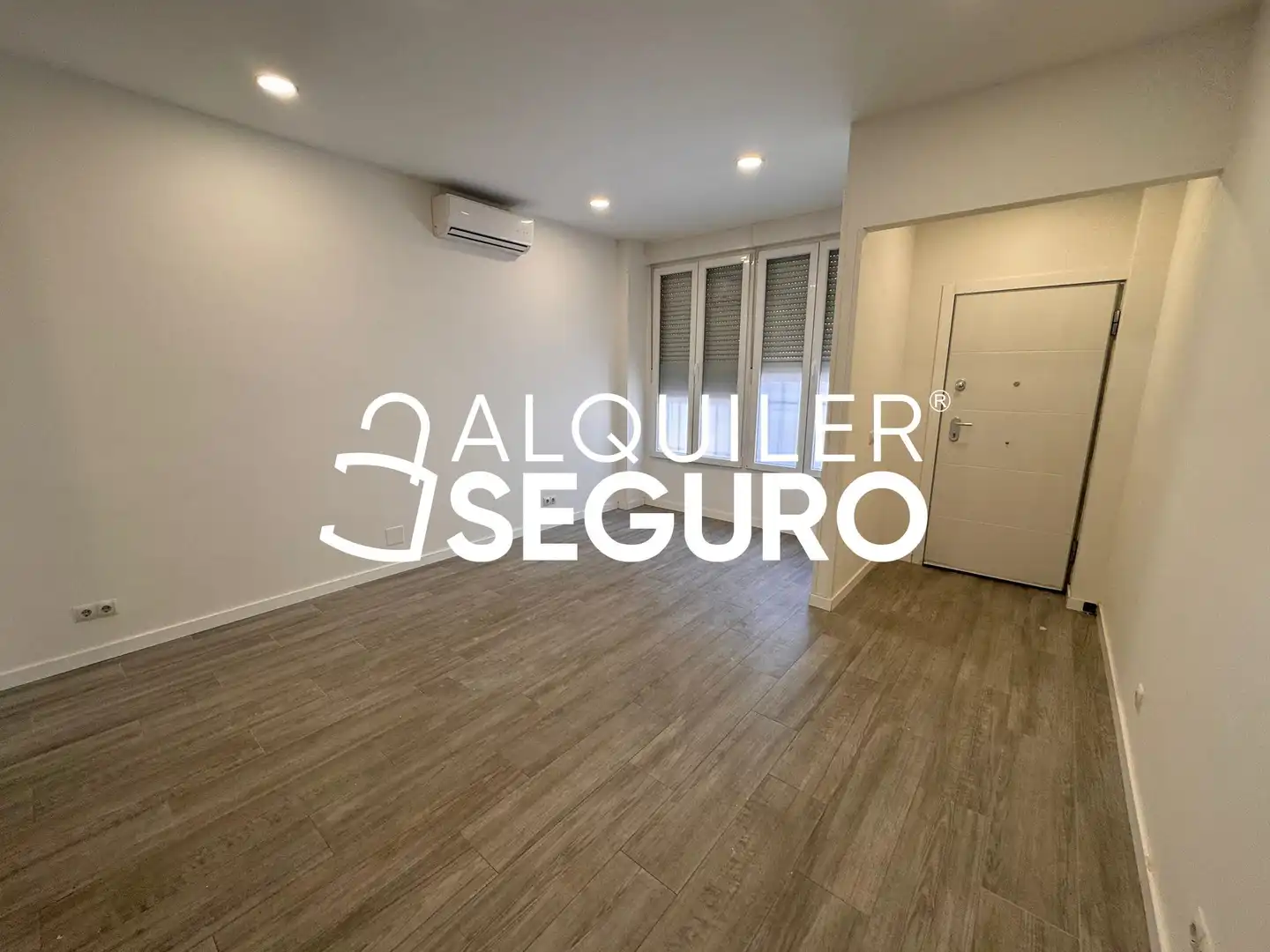Flat for rent in Humanes de Madrid  with Air Conditioner