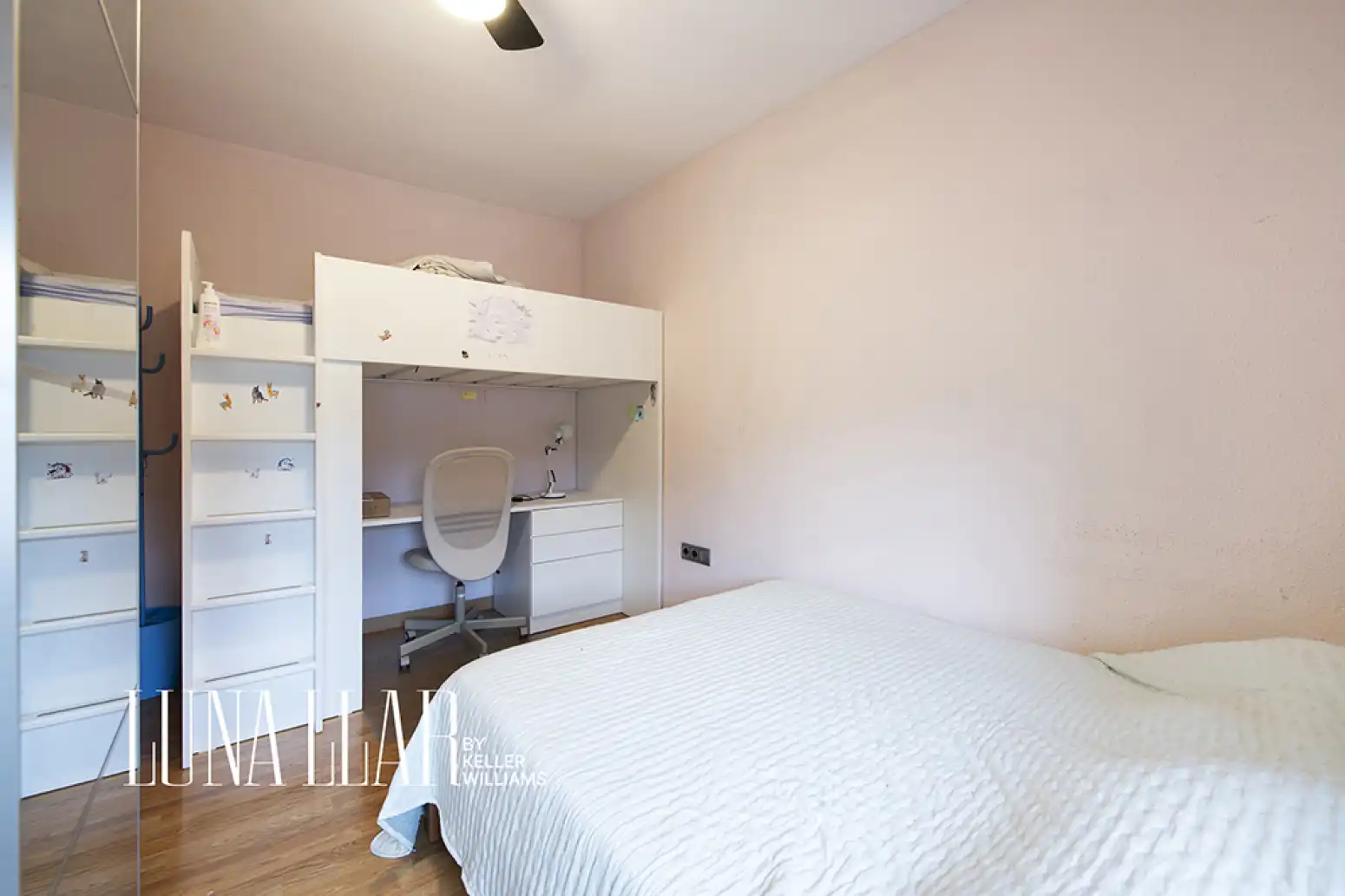 Habitación de Piso en venta en Gavà con Balcón
